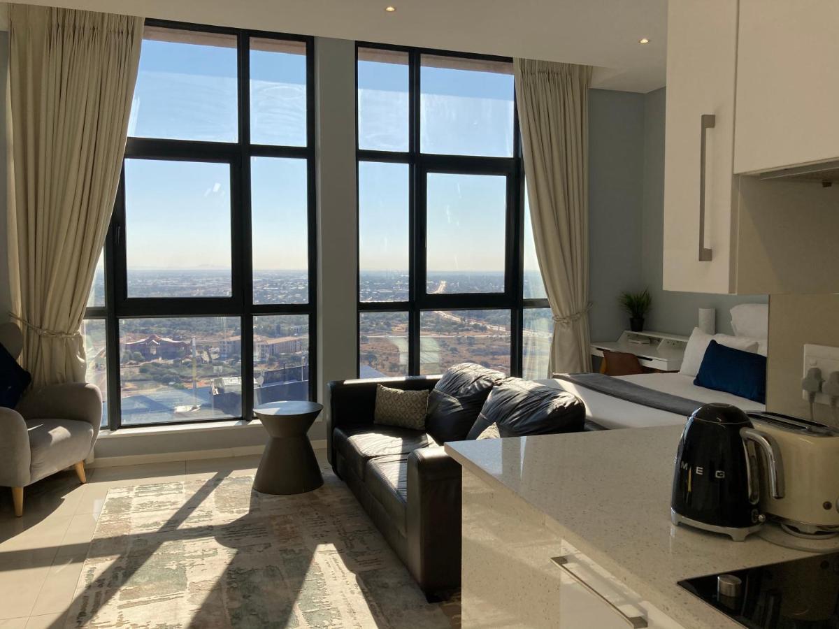 Urban Awe Apartment Gaborone Bagian luar foto