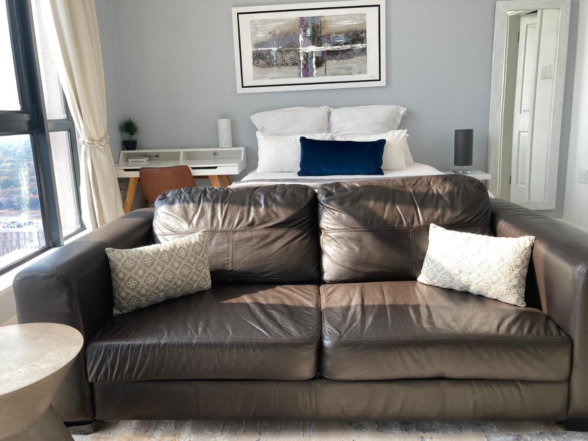 Urban Awe Apartment Gaborone Bagian luar foto