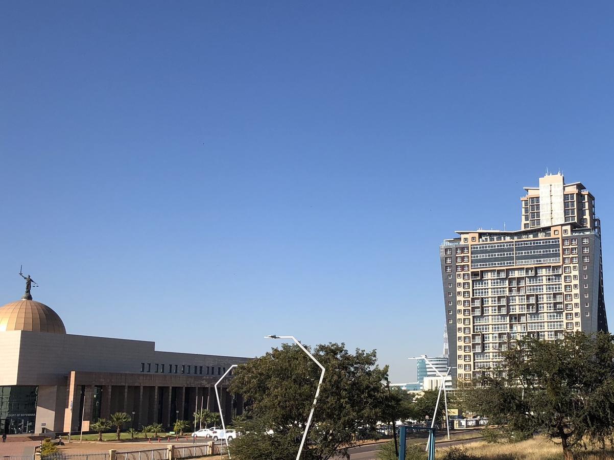 Urban Awe Apartment Gaborone Bagian luar foto