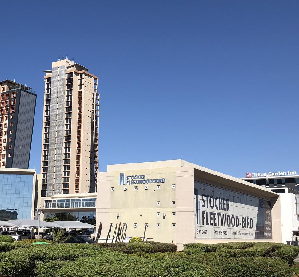 Urban Awe Apartment Gaborone Bagian luar foto